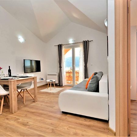 Apartman Mario Poljica  Zewnętrze zdjęcie