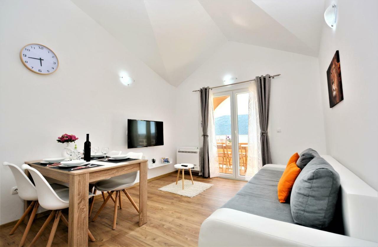 Apartman Mario Poljica  Zewnętrze zdjęcie