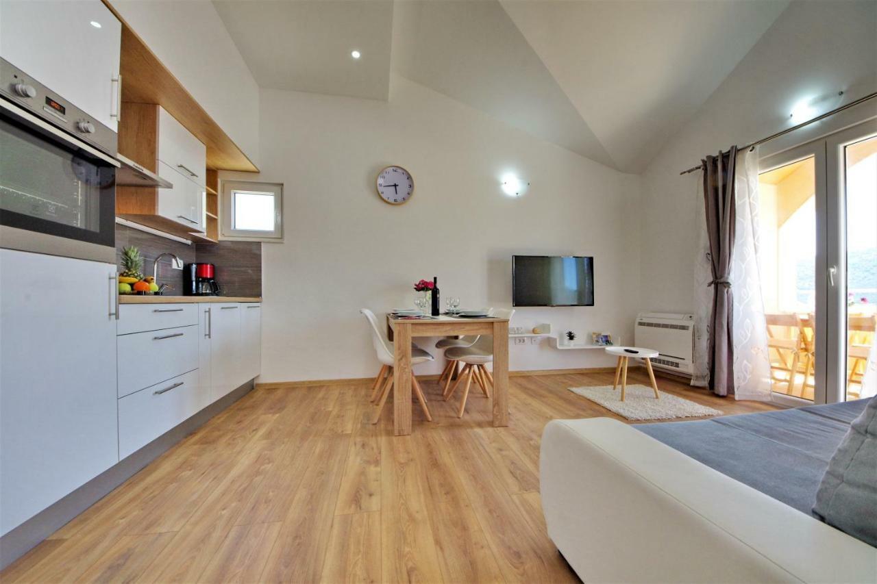 Apartman Mario Poljica  Zewnętrze zdjęcie
