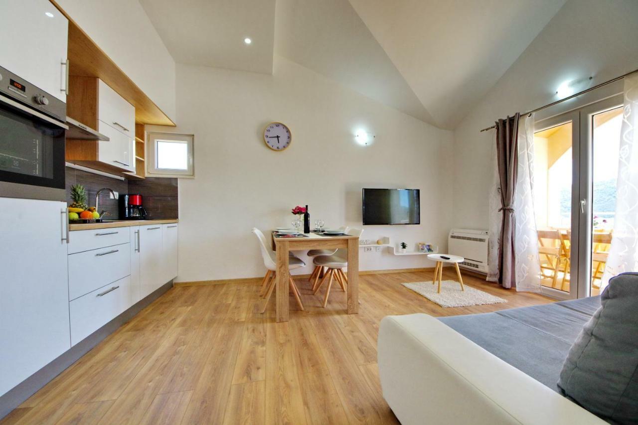 Apartman Mario Poljica  Zewnętrze zdjęcie